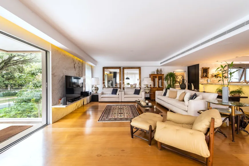 Foto 1 de Casa de Condomínio com 3 Quartos para venda ou aluguel, 459m² em Alto de Pinheiros, São Paulo