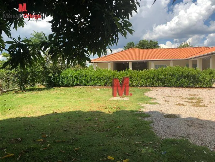 Foto 1 de Fazenda/Sítio com 3 Quartos à venda, 400m² em Aluminio, Alumínio