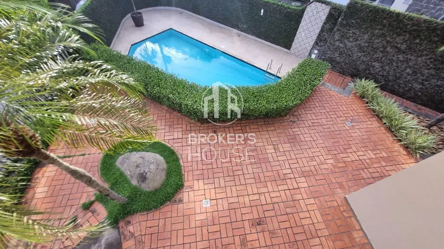 Foto 1 de Casa com 3 Quartos à venda, 277m² em Fradinhos, Vitória