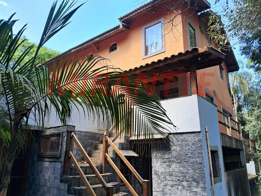 Foto 1 de Casa de Condomínio com 4 Quartos à venda, 320m² em Caraguata, Mairiporã