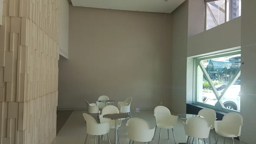 Foto 1 de Sala Comercial para alugar, 232m² em Caminho Das Árvores, Salvador