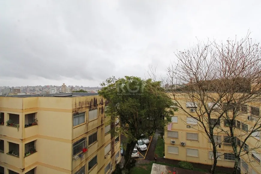 Foto 1 de Apartamento com 2 Quartos à venda, 52m² em Santo Antônio, Porto Alegre