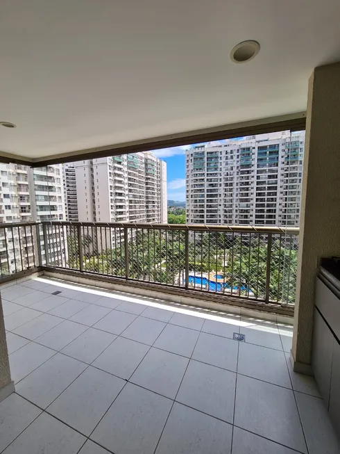 Foto 1 de Apartamento com 3 Quartos à venda, 94m² em Barra da Tijuca, Rio de Janeiro