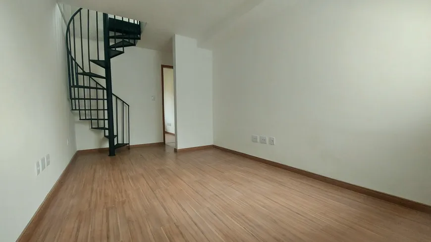 Foto 1 de Cobertura com 2 Quartos à venda, 174m² em Recanto da Mata, Juiz de Fora