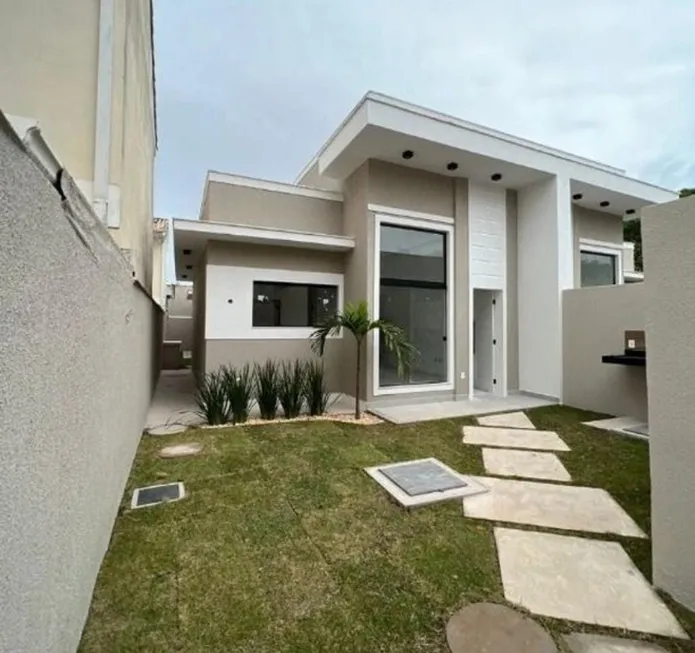 Foto 1 de Casa com 3 Quartos à venda, 140m² em Costazul, Rio das Ostras