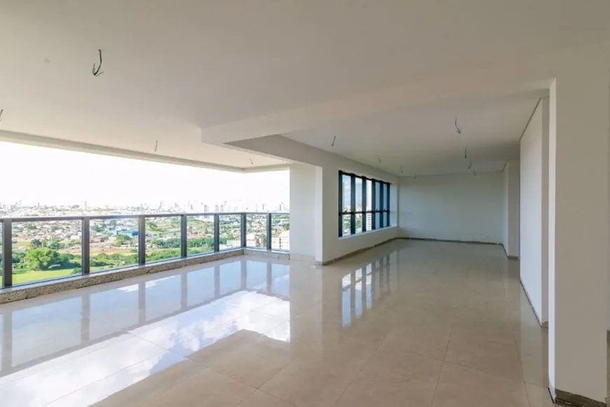 Foto 1 de Apartamento com 3 Quartos à venda, 216m² em Gleba Palhano, Londrina