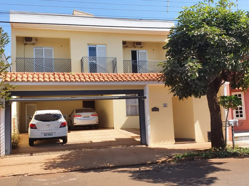 Foto 1 de Casa com 4 Quartos à venda, 250m² em Jardim Cláudia I, Bebedouro