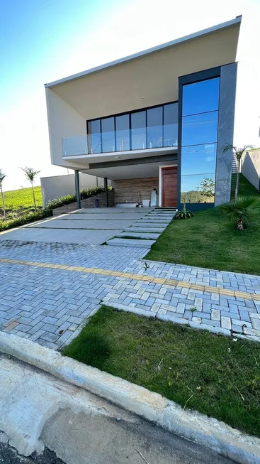 Foto 1 de Casa com 3 Quartos à venda, 260m² em Casa de Pedra, Volta Redonda