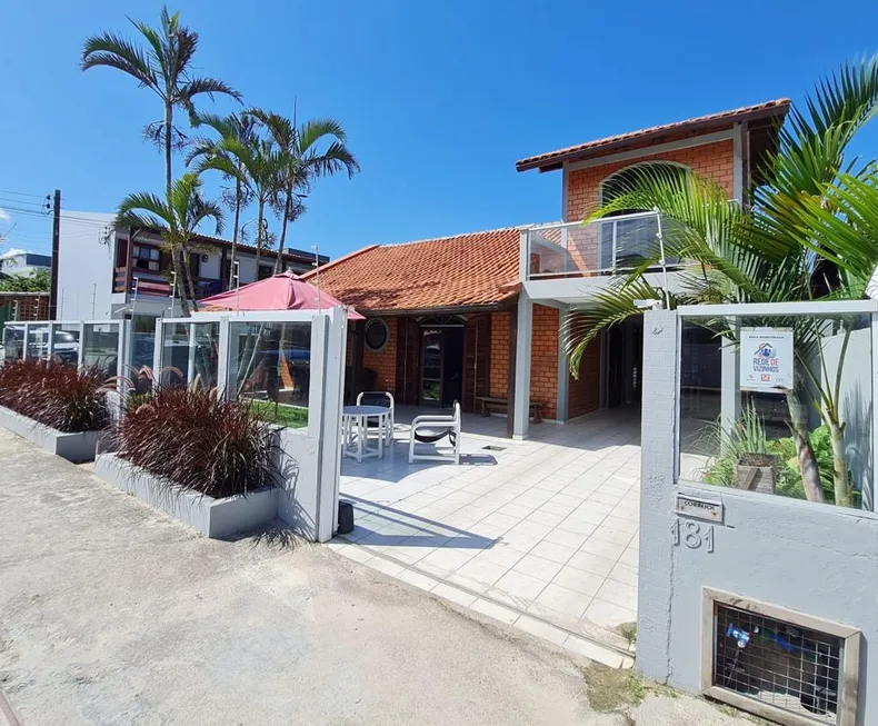 Foto 1 de Casa com 4 Quartos à venda, 144m² em Campeche, Florianópolis