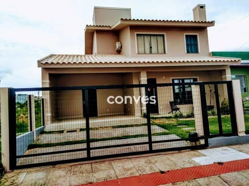 Foto 1 de Casa com 3 Quartos à venda, 170m² em Ambrósio, Garopaba