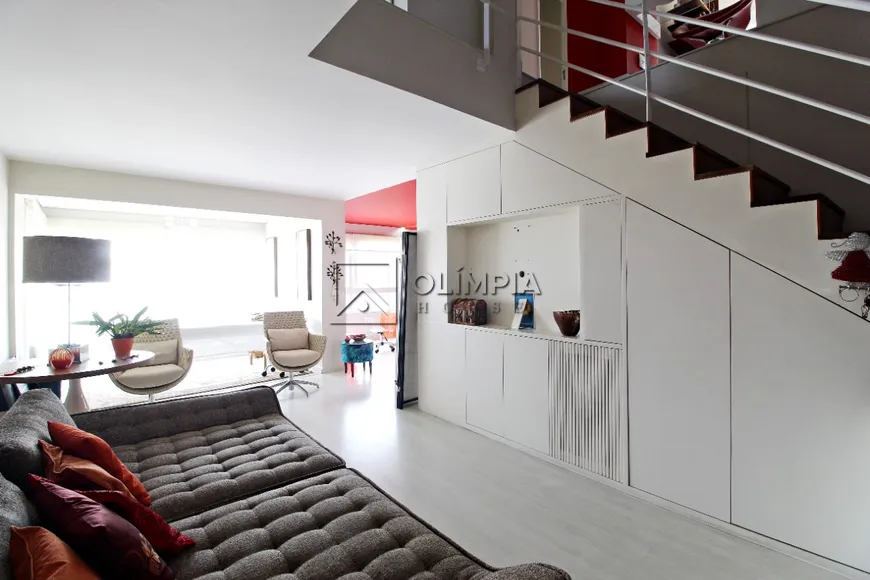 Foto 1 de Apartamento com 3 Quartos para alugar, 147m² em Jardim Paulista, São Paulo
