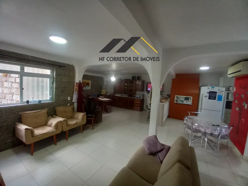 Foto 1 de Casa com 4 Quartos à venda, 182m² em Capoeiras, Florianópolis