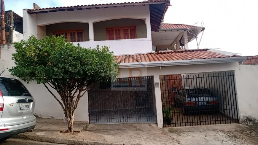 Foto 1 de Sobrado com 4 Quartos à venda, 130m² em Jardim Vista Alegre, Santa Bárbara D'Oeste