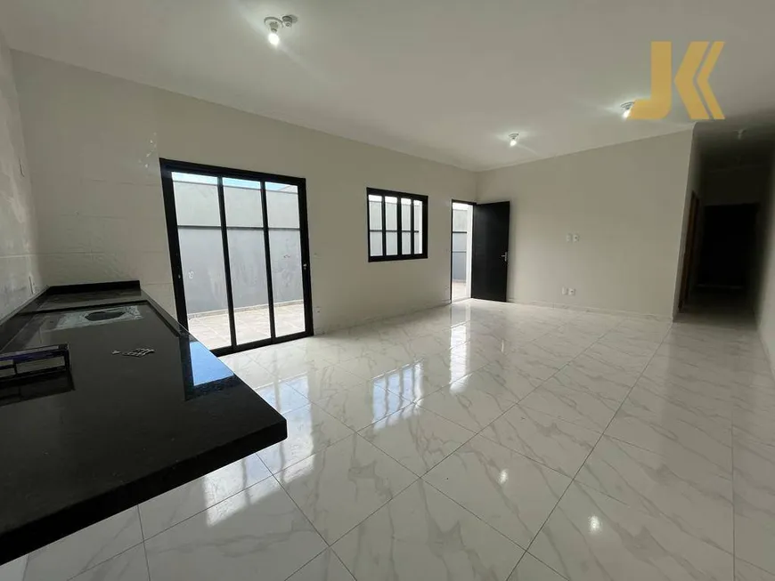 Foto 1 de Casa com 2 Quartos à venda, 105m² em Nova Jaguariuna , Jaguariúna