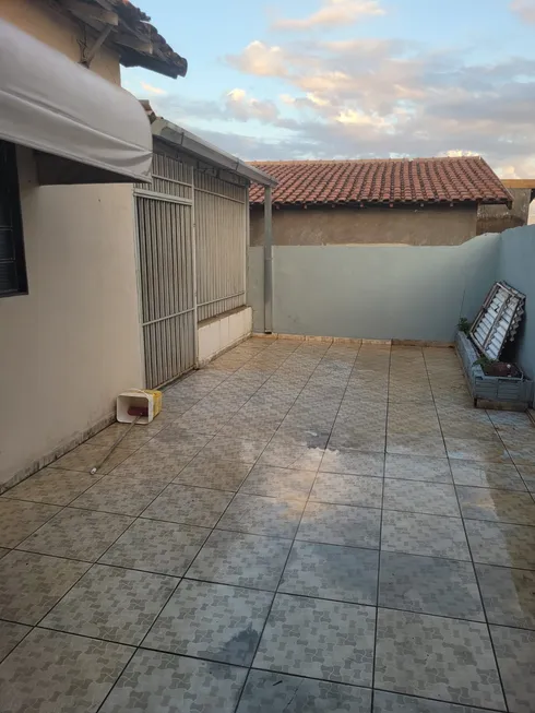 Foto 1 de Casa com 2 Quartos à venda, 135m² em Vila Toninho, São José do Rio Preto