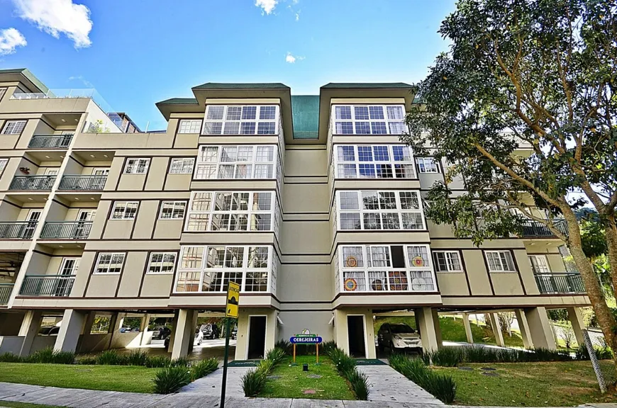 Foto 1 de Apartamento com 3 Quartos para venda ou aluguel, 96m² em Itaipava, Petrópolis