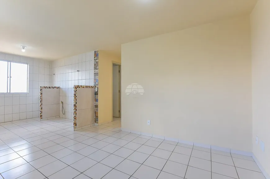 Foto 1 de Apartamento com 2 Quartos à venda, 43m² em Sitio Cercado, Curitiba