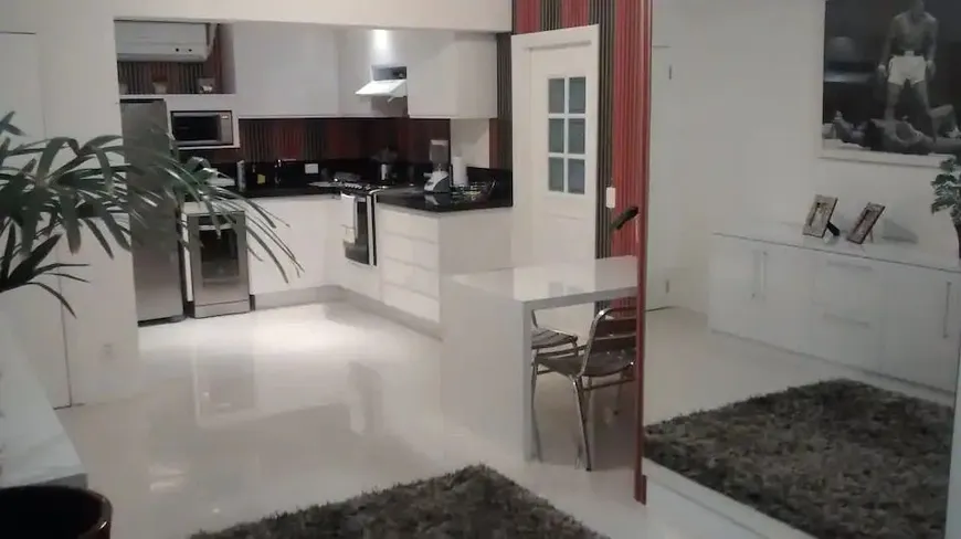 Foto 1 de Apartamento com 2 Quartos à venda, 72m² em Centro, Campinas