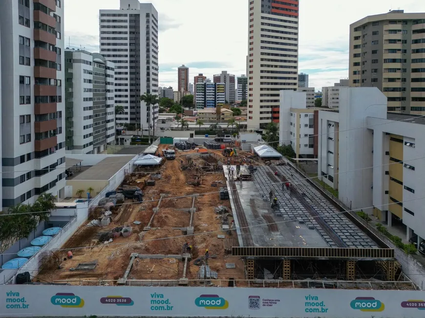 Foto 1 de Apartamento com 2 Quartos à venda, 57m² em Capim Macio, Natal