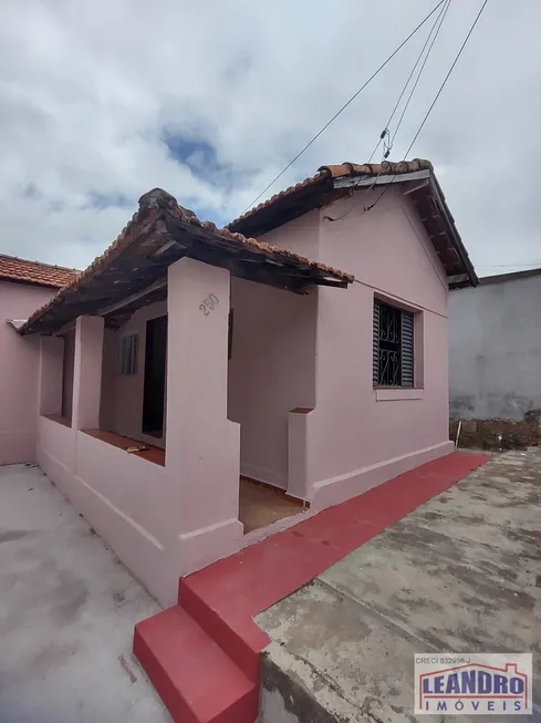 Foto 1 de Casa com 2 Quartos à venda, 120m² em Alto da Boa Vista, Mogi das Cruzes