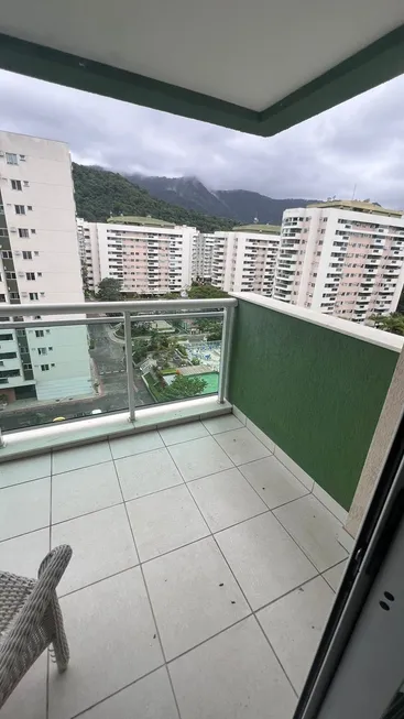 Foto 1 de Apartamento com 3 Quartos à venda, 68m² em Barra da Tijuca, Rio de Janeiro
