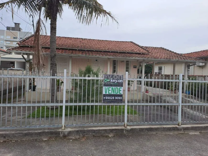 Foto 1 de Casa com 2 Quartos à venda, 359m² em Vila Esperança, Tubarão