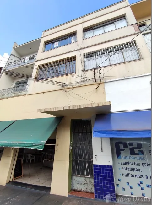 Foto 1 de Casa com 2 Quartos para alugar, 55m² em Centro, Londrina