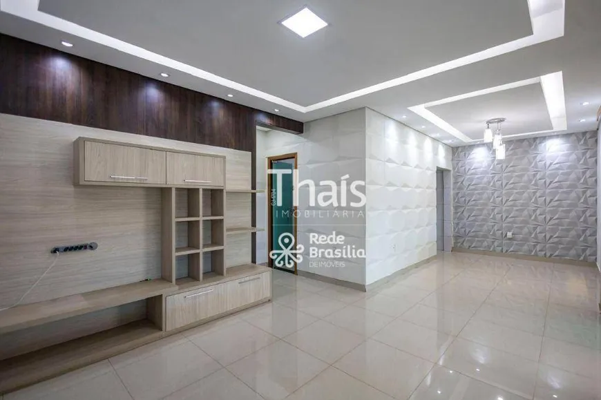 Foto 1 de Casa com 3 Quartos à venda, 190m² em Setor Central, Gama