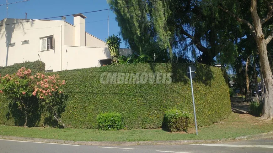 Foto 1 de Sobrado com 5 Quartos para venda ou aluguel, 380m² em Jardim Carlos Gomes, Campinas