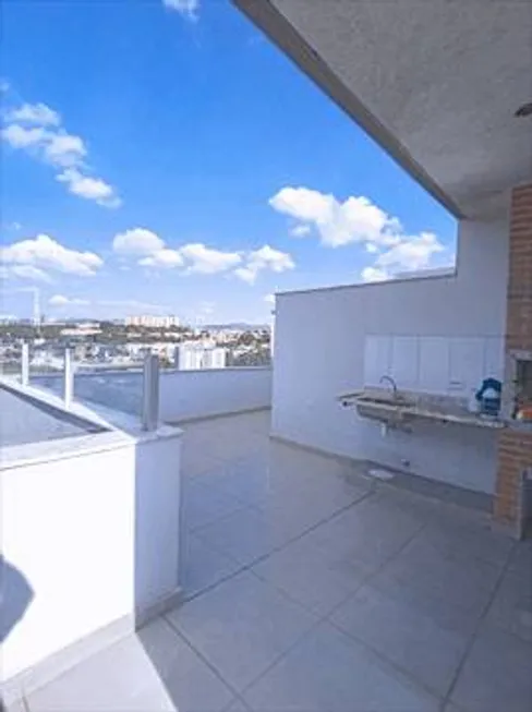 Foto 1 de Cobertura com 3 Quartos à venda, 145m² em João Pinheiro, Belo Horizonte