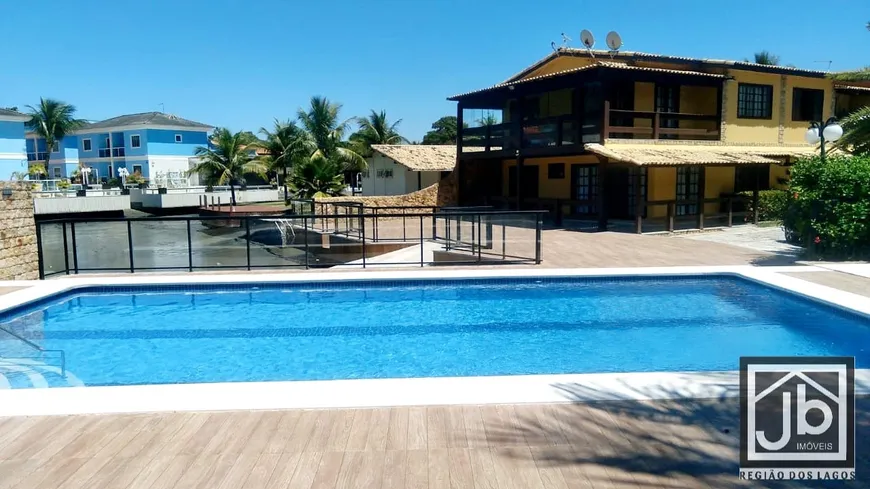 Foto 1 de Casa de Condomínio com 3 Quartos à venda, 80m² em Ogiva, Cabo Frio