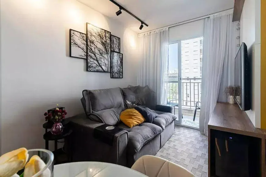 Foto 1 de Apartamento com 2 Quartos à venda, 54m² em Guaiaúna, São Paulo