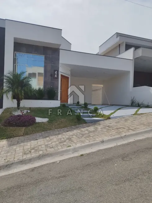 Foto 1 de Casa de Condomínio com 3 Quartos à venda, 250m² em Jardim Califórnia, Jacareí