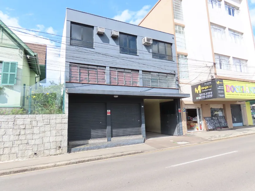 Foto 1 de Galpão/Depósito/Armazém para venda ou aluguel, 750m² em Rebouças, Curitiba