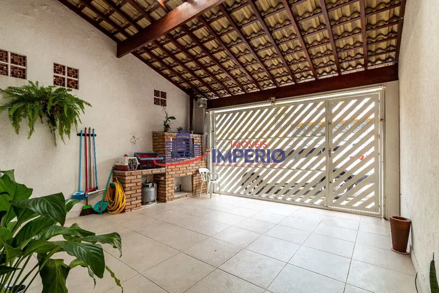 Foto 1 de Casa com 2 Quartos à venda, 135m² em Jardim Santa Cecília, Guarulhos