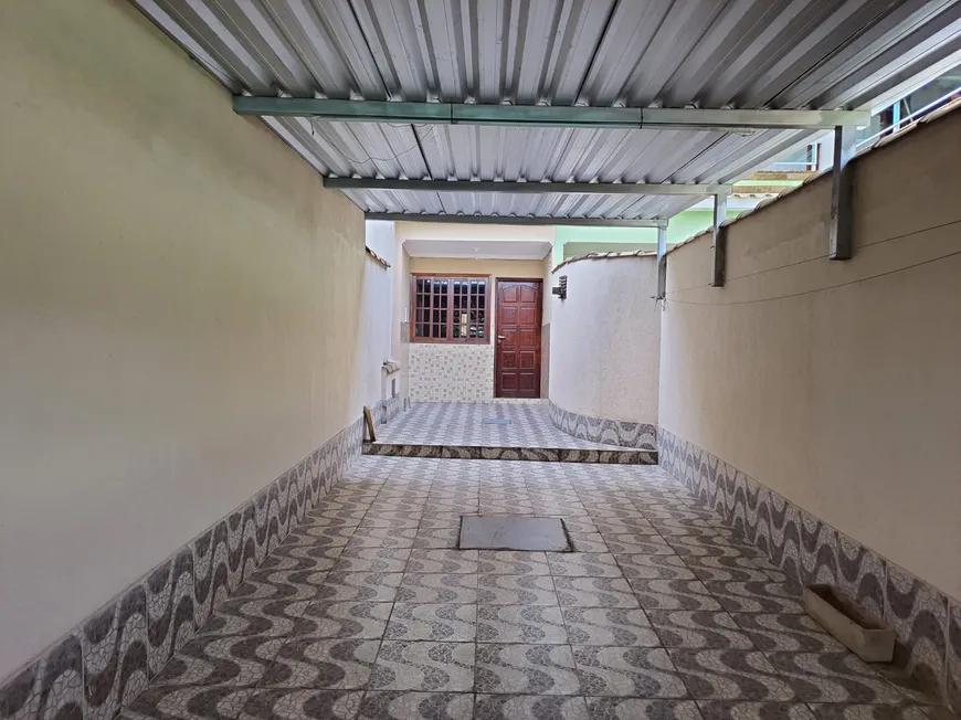 Foto 1 de Sobrado com 2 Quartos à venda, 156m² em Califórnia, Nova Iguaçu