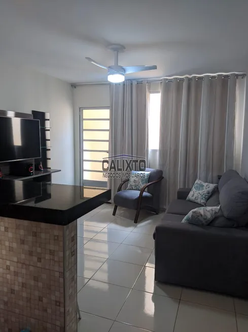 Foto 1 de Apartamento com 2 Quartos à venda, 43m² em Mansorur, Uberlândia