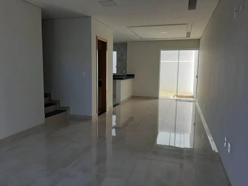 Foto 1 de Casa com 3 Quartos à venda, 140m² em Itapoã, Belo Horizonte