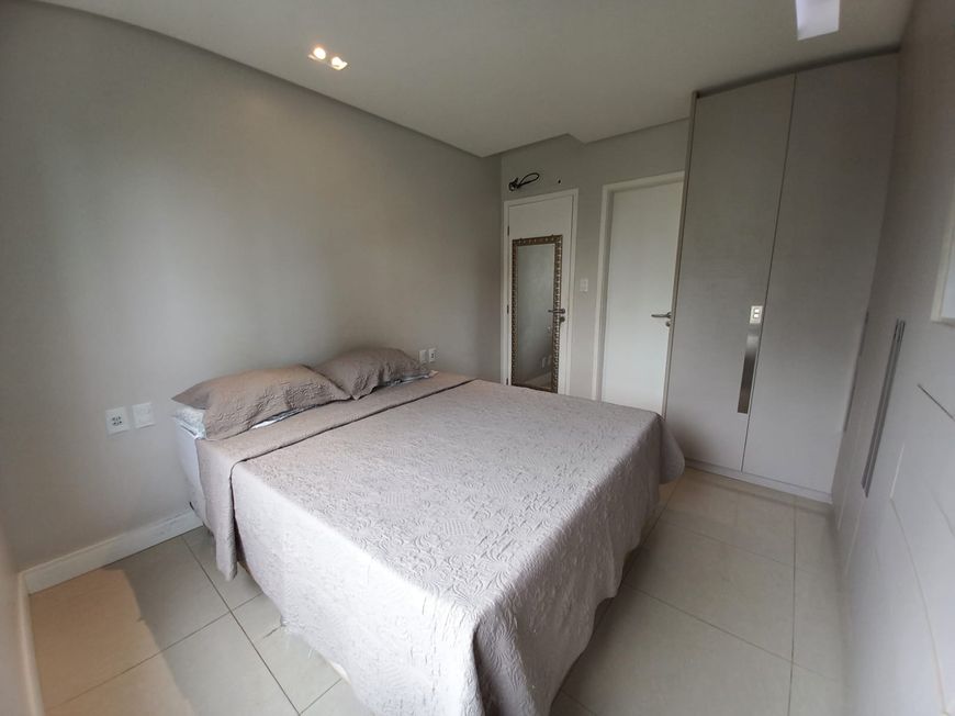 Apartamento na Rua Clarival do Prado Valladares, 71, Caminho Das Árvores em Salvador, por R 980