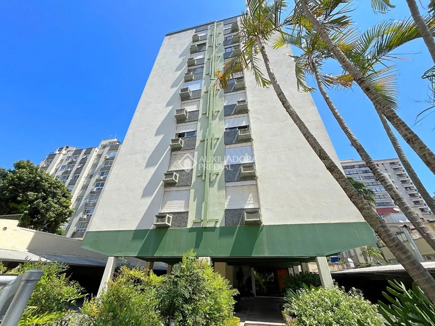 Foto 1 de Apartamento com 2 Quartos à venda, 72m² em Mont' Serrat, Porto Alegre