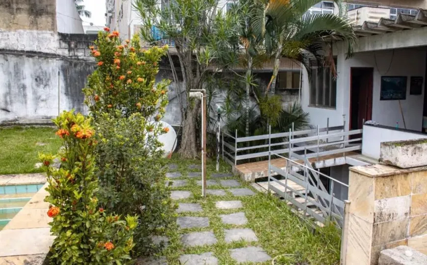 Foto 1 de Casa com 3 Quartos à venda, 200m² em Ilha do Governador, Rio de Janeiro