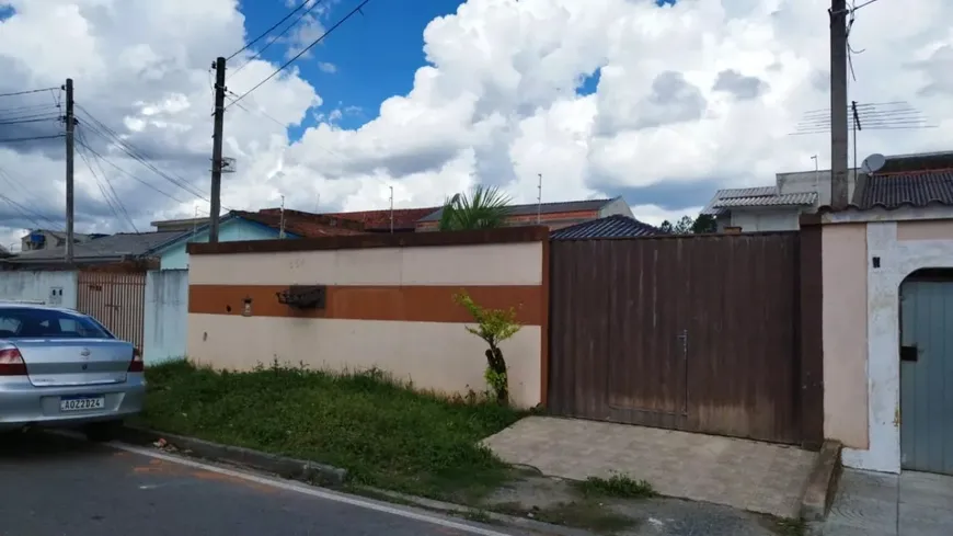 Foto 1 de Casa com 2 Quartos à venda, 105m² em Maracana, Colombo