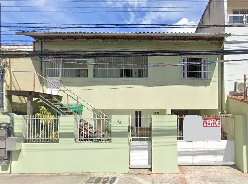 Foto 1 de Casa com 6 Quartos à venda, 150m² em Ibes, Vila Velha