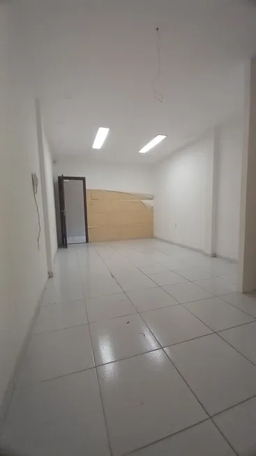 Foto 1 de Sala Comercial com 1 Quarto para alugar, 23m² em Lagoa Nova, Natal