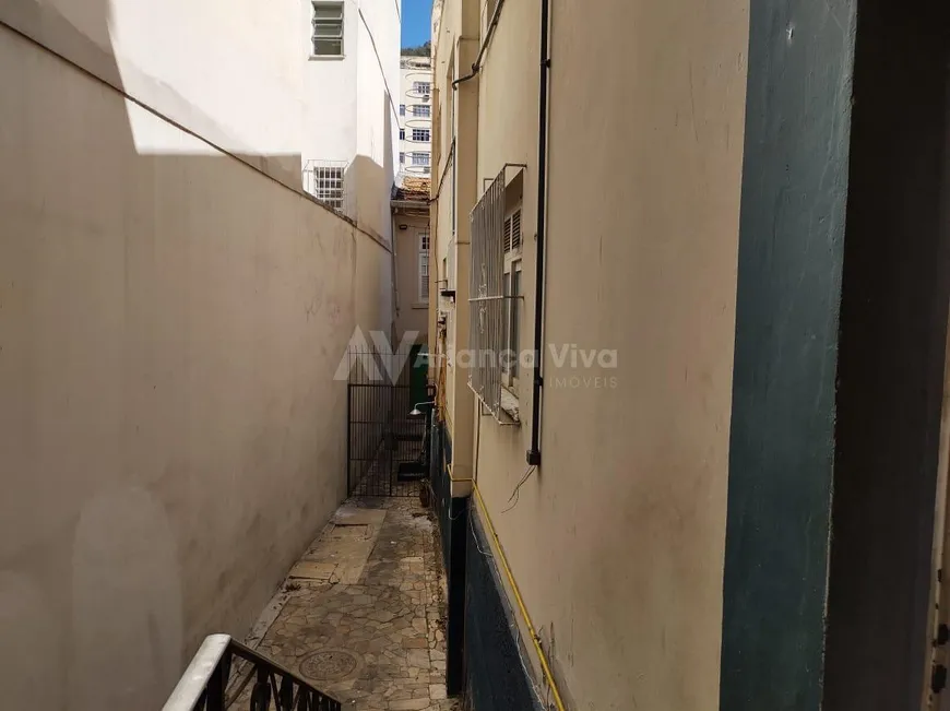 Foto 1 de Casa com 6 Quartos à venda, 360m² em Catete, Rio de Janeiro