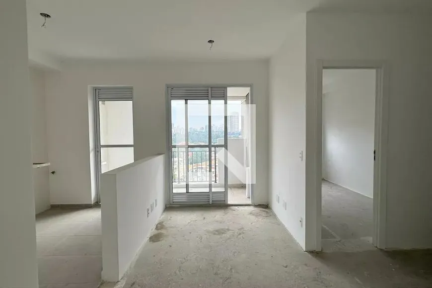 Foto 1 de Apartamento com 2 Quartos à venda, 56m² em Vila Militar, Barueri