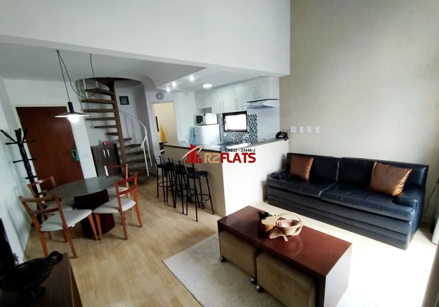 Foto 1 de Flat com 1 Quarto para alugar, 50m² em Moema, São Paulo