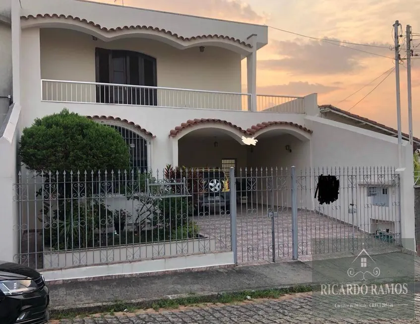 Foto 1 de Casa com 3 Quartos à venda, 188m² em Alto Ipiranga, Mogi das Cruzes