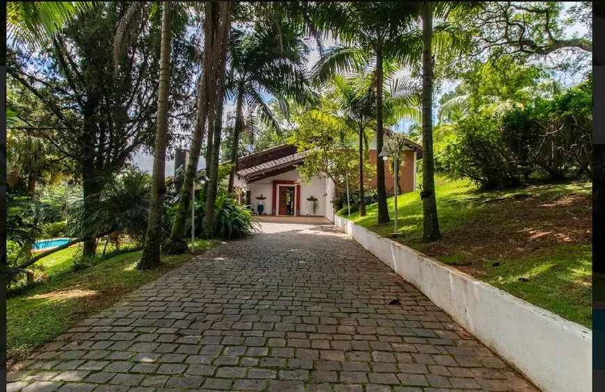 Foto 1 de Casa de Condomínio com 5 Quartos à venda, 500m² em Chácara Granja Velha, Cotia