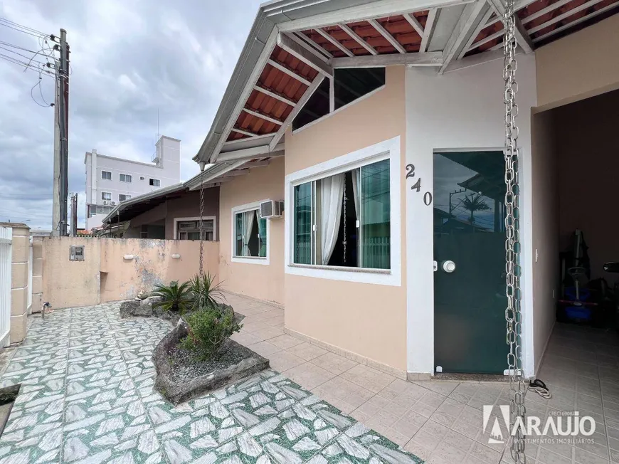 Foto 1 de Casa com 3 Quartos à venda, 87m² em São Vicente, Itajaí